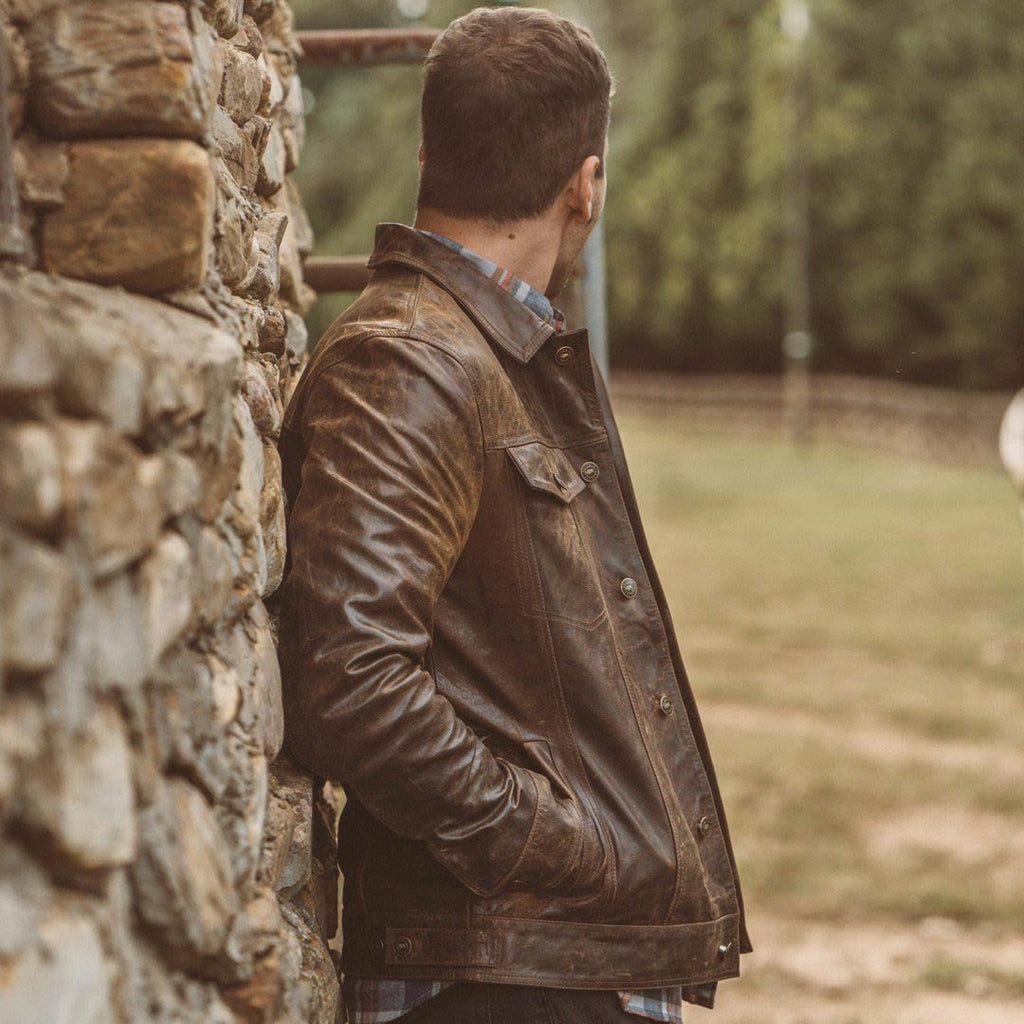 Men’s Distressed Trucker Leather Jacket in Dark Brown
