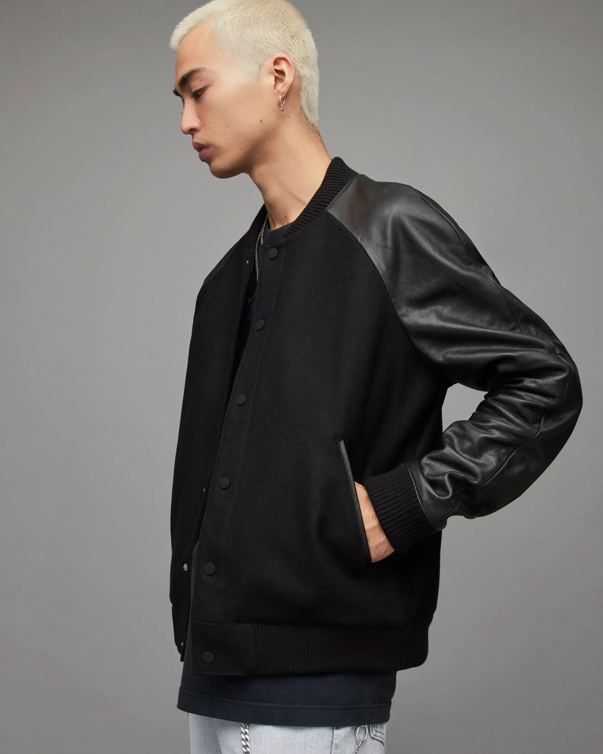 Men’s Black Varsity Leather Jacket – Classic Letterman Style Outerwear