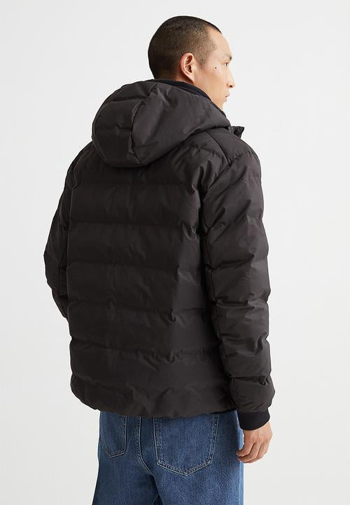 UrbanShield Black Water-Repellent Puffer Jacket – Lightweight & Insulated Winter Coat