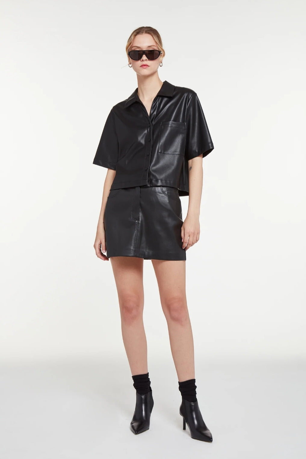 Women's Black Cropped Leather Shirt – Half Sleeve